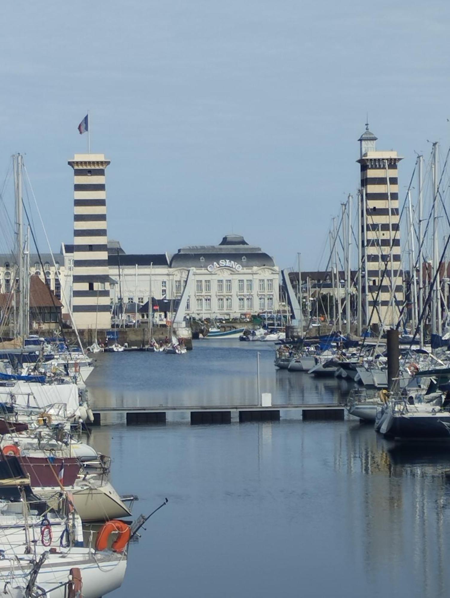 L'Escale A Deauville Eksteriør billede